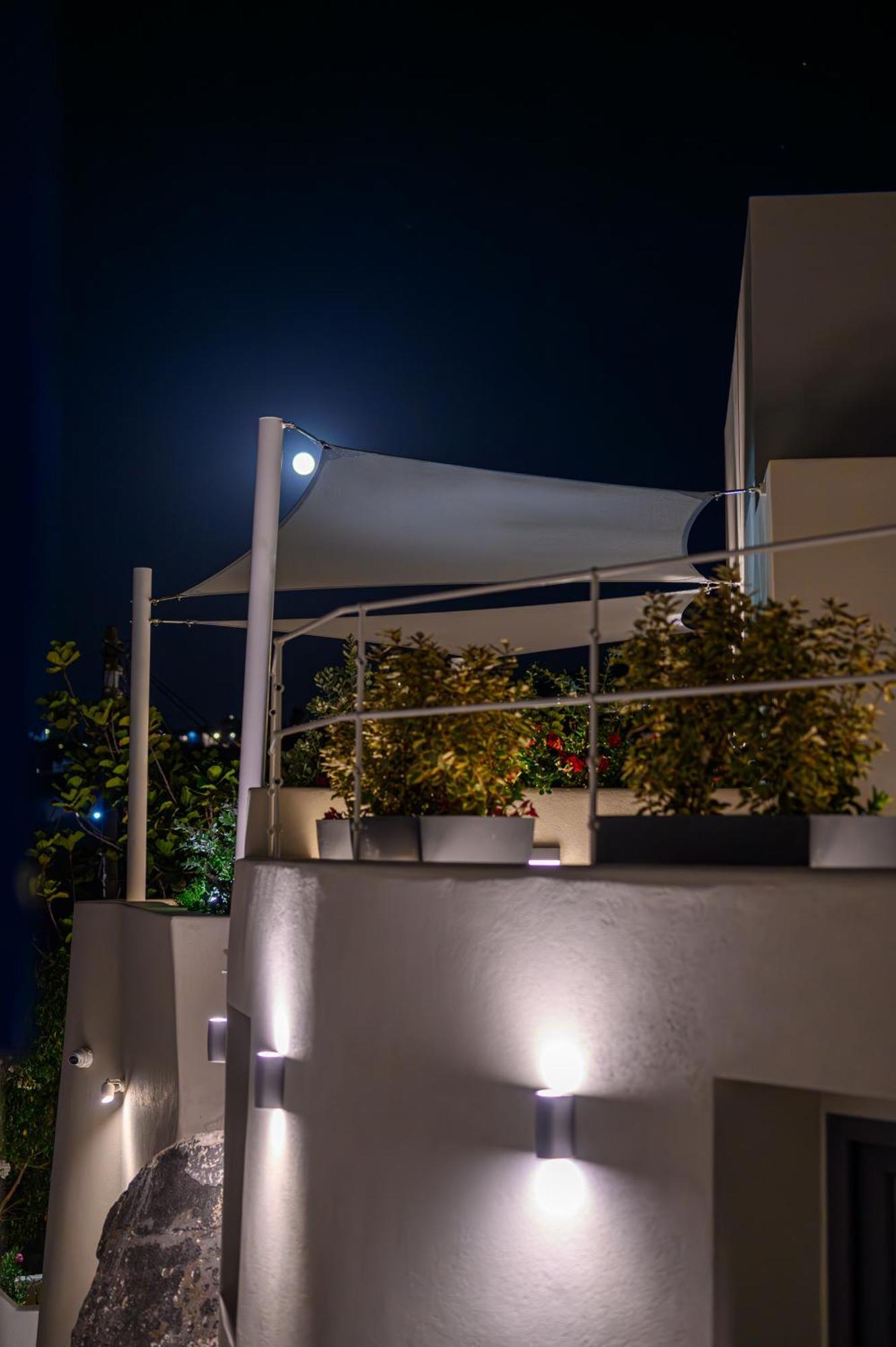 Galaria Serenity Suites Vothon Exterior photo
