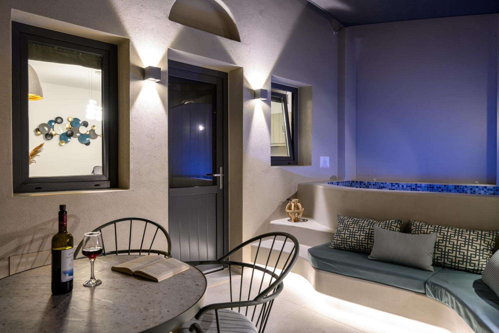 Galaria Serenity Suites Vothon Exterior photo